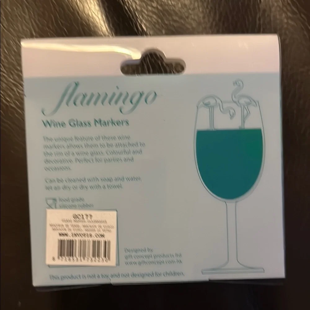 Spritz Pink and White Disposable Tableware Set Pink Flamingoes wine markers